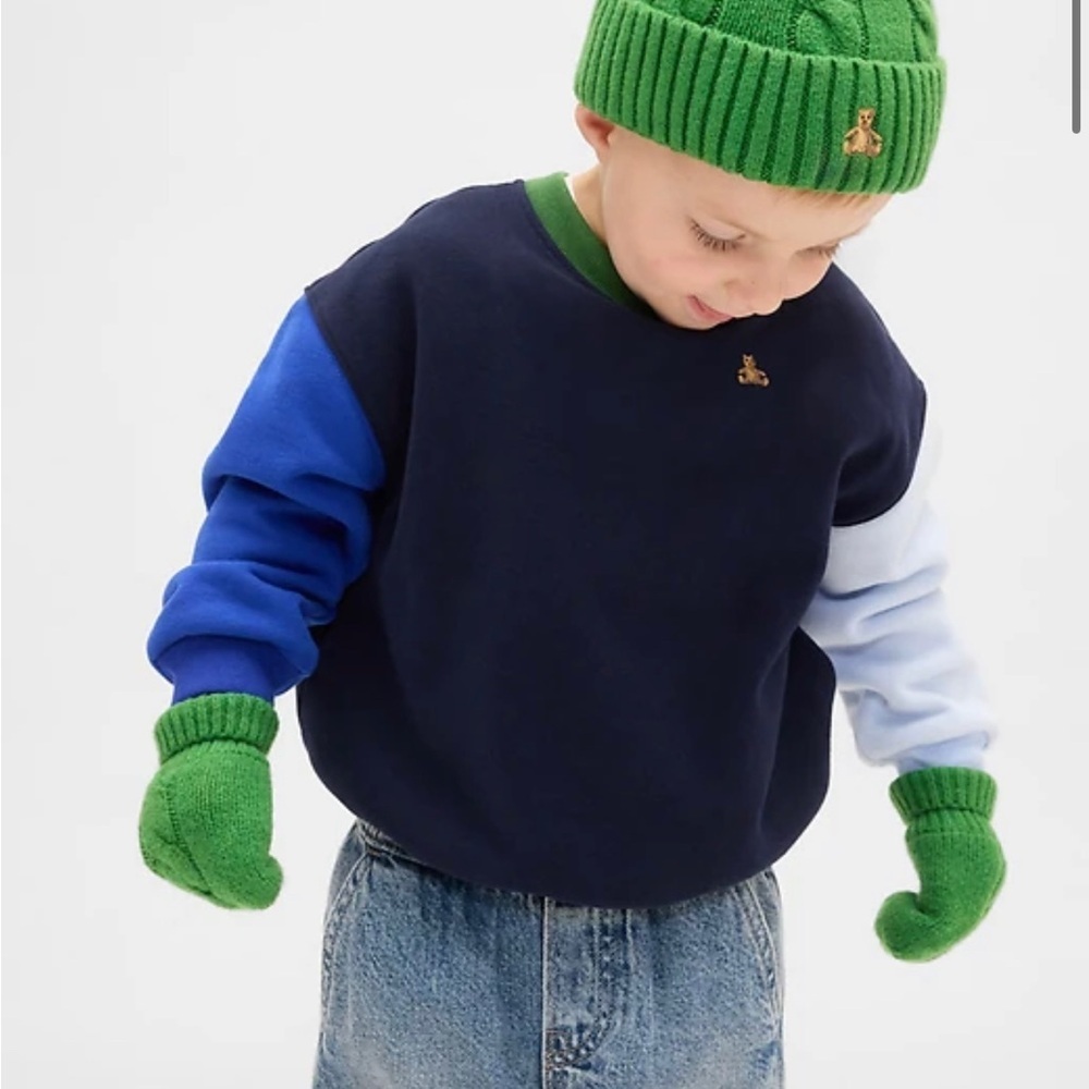GAP Kids Green Knit Beanie Hat with Teddy Patch and mittens. 12 to 24 months